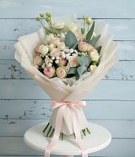 Букет цветов из:  Розы и Лизиантусы в Усадище