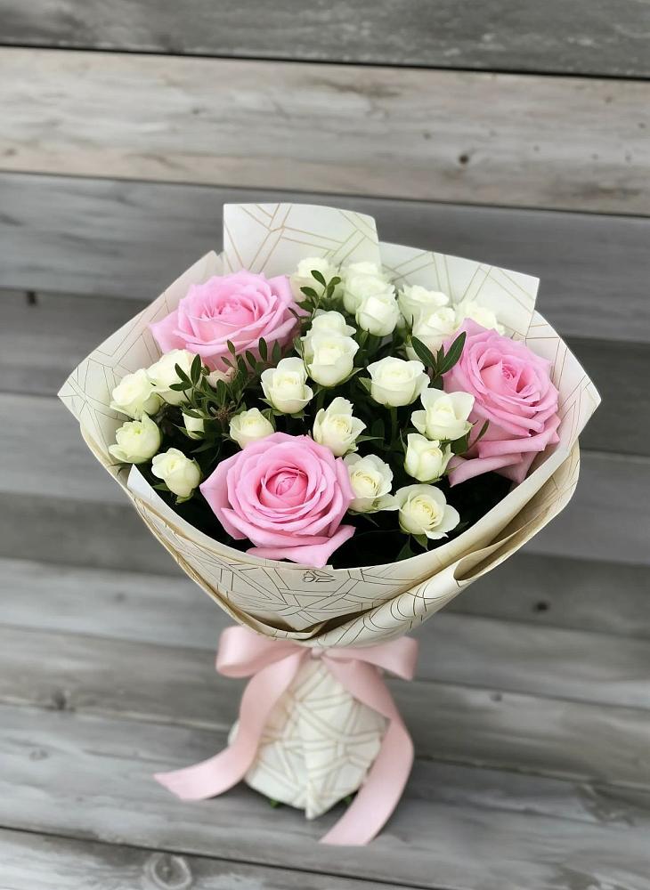 Букет цветов из: Розы в Усадище