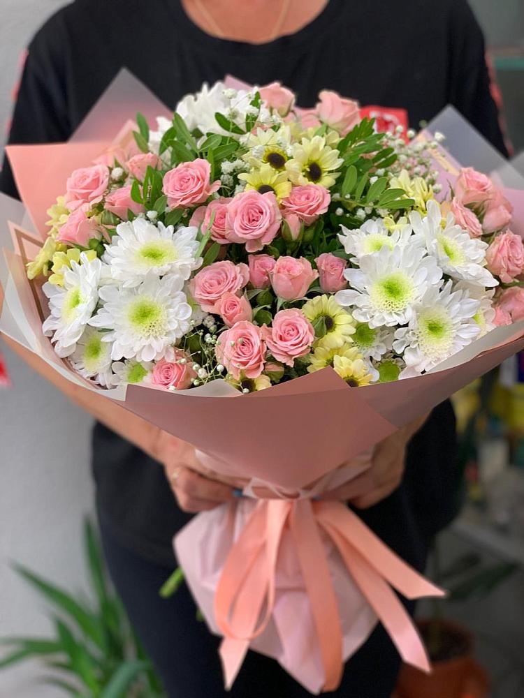 Букет цветов из: Розы и Хризантемы в Усадище