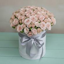 Цветочная композиция из Розы в шляпной коробке в Усадище