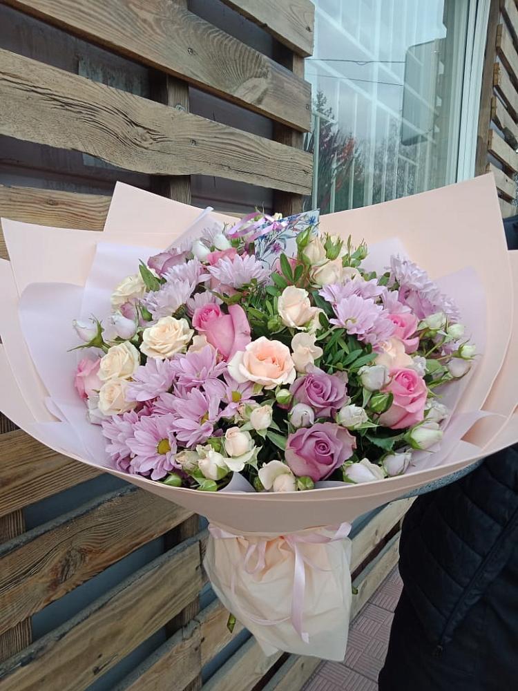 Букет цветов из: Розы и Хризантемы в Усадище