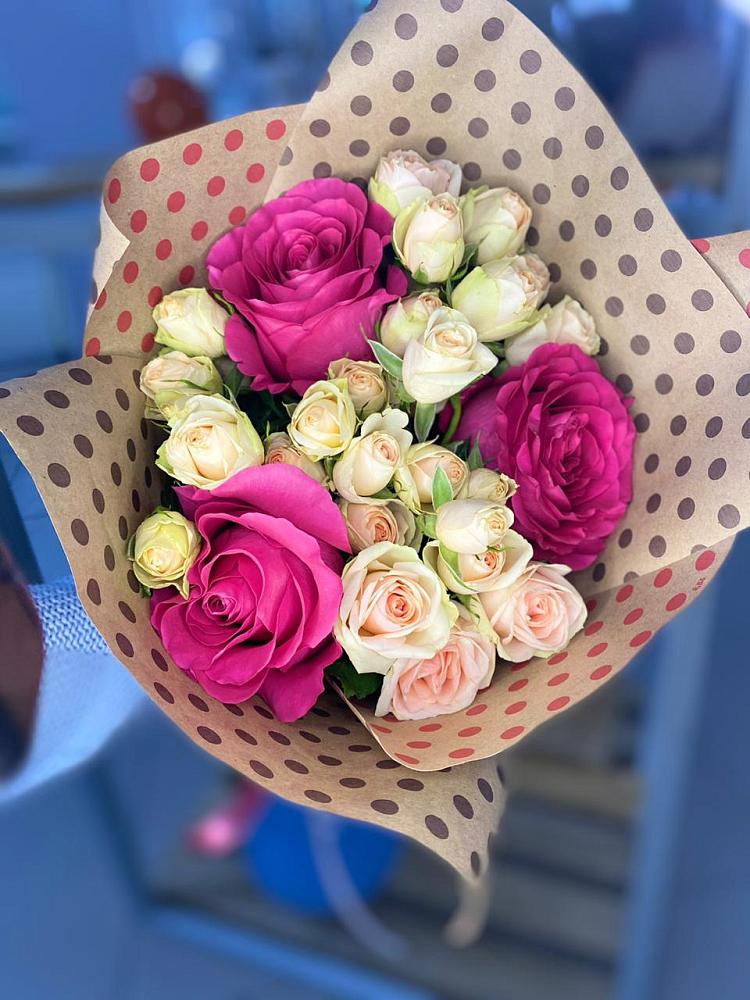 Букет цветов из: Розы в Усадище