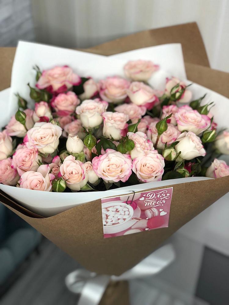 Букет цветов из: Розы в Усадище