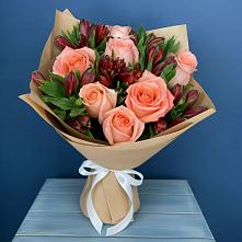 Букет цветов из:  Розы и Альстромерии #REPLACE_PRED# Усадище