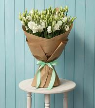 Букет цветов из:  Лизиантусы в Усадище