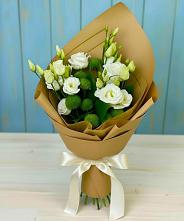 Букет цветов из:  Хризантемы и Лизиантусы в Усадище