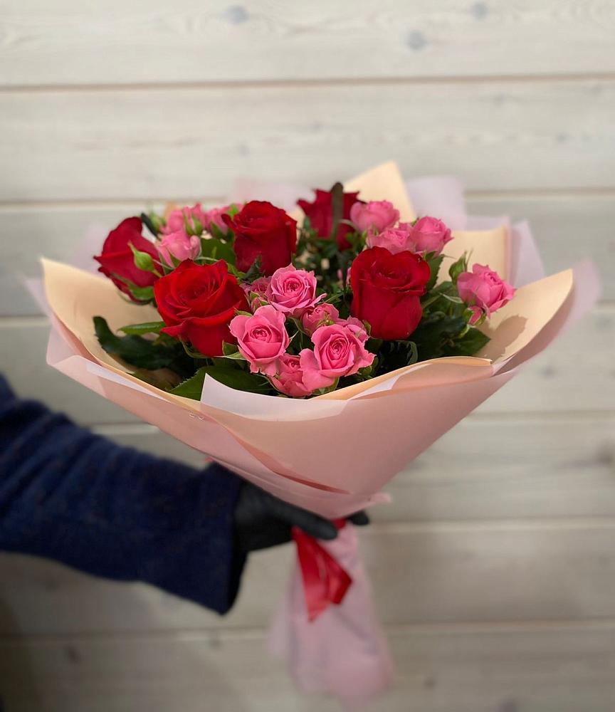 Букет цветов из: Розы в Усадище