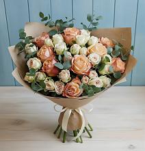 Букет цветов из:  Альстромерии и Розы в Усадище