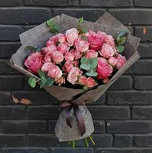 Букет цветов из:  Розы в Усадище