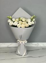 Букет цветов из:  Розы и Лизиантусы в Усадище